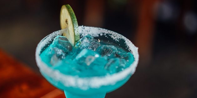 безалкогольные коктейли: голубая лагуна