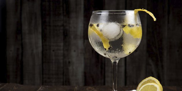 Классические алкогольные коктейли: Джин-тоник