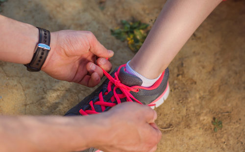 Как правильно завязывать шнурки
