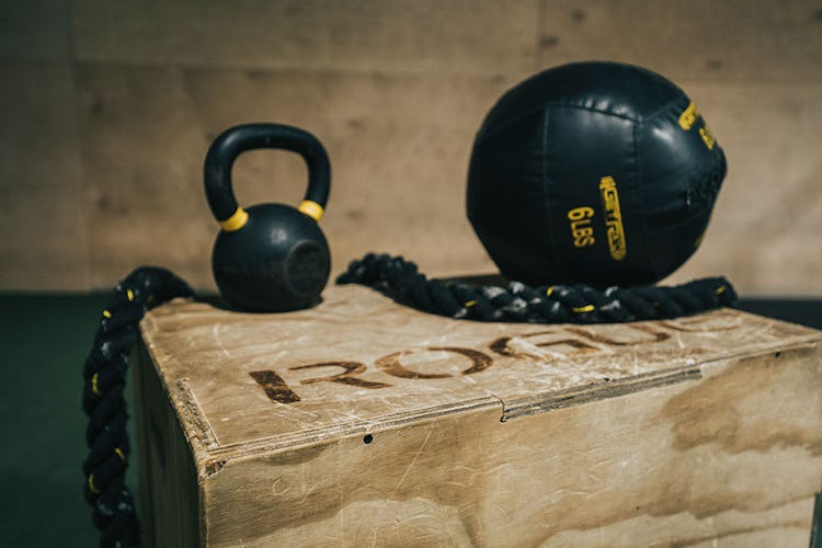 The Best Medicine Ball Workouts and Exercises for Getting Fit