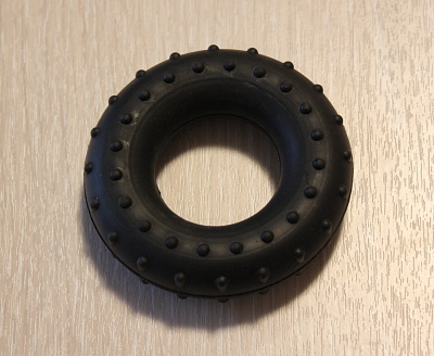 Резиновый эспандер в форме кольца